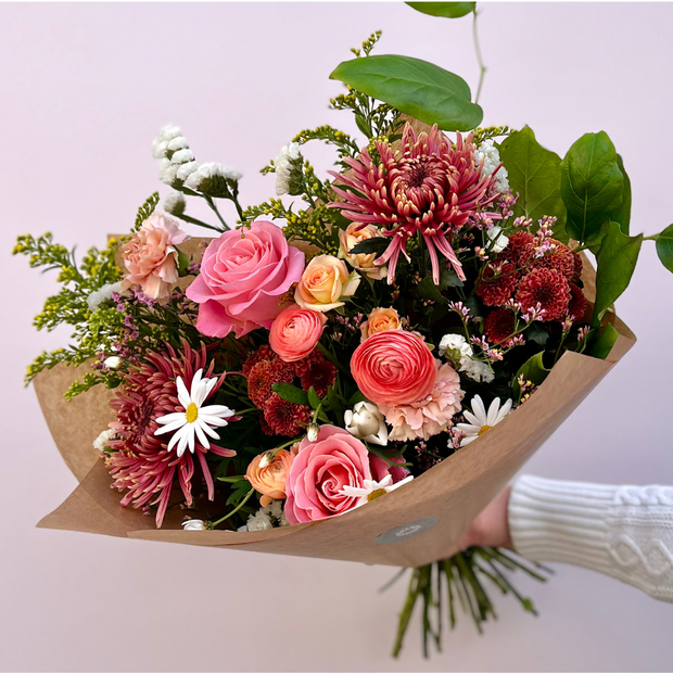 Blooming Bouquets Workshop, Wednesday, May 21st, 2025, 10:00 AM – 1:00 PM