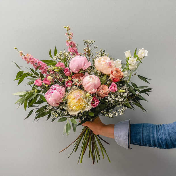The Flowersmith Studio’s Signature Premium Bouquet